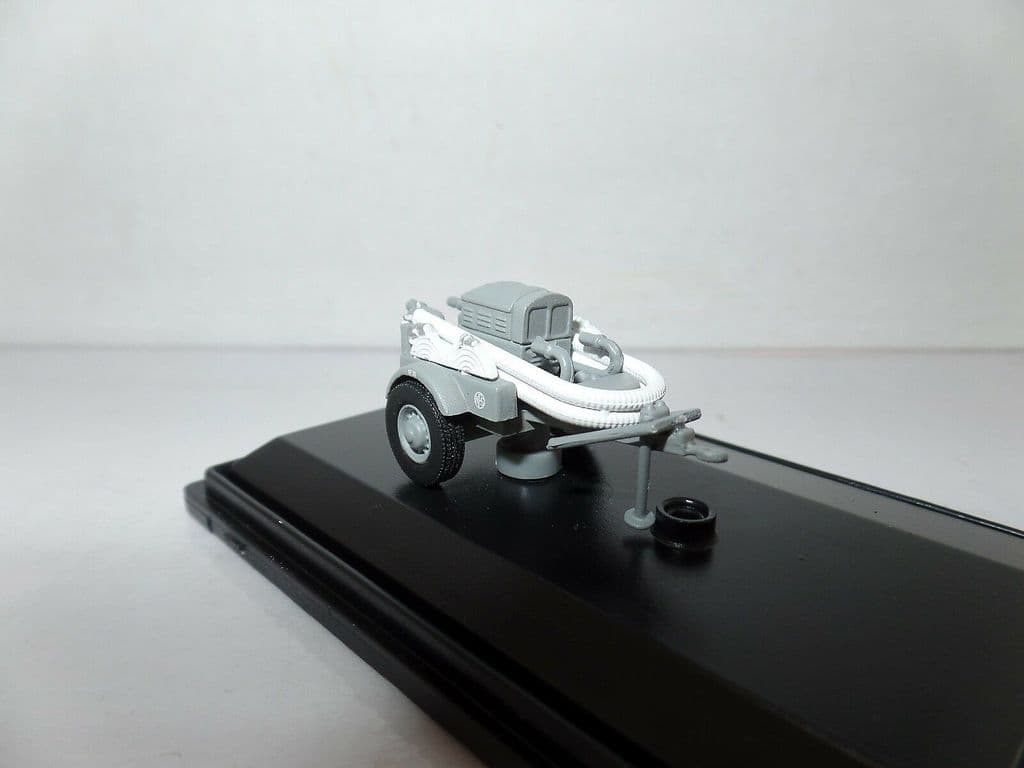76CCP001 Oxford Diecast 1:76 Scale Grey NFS Coventry Climax Pump Trailer 